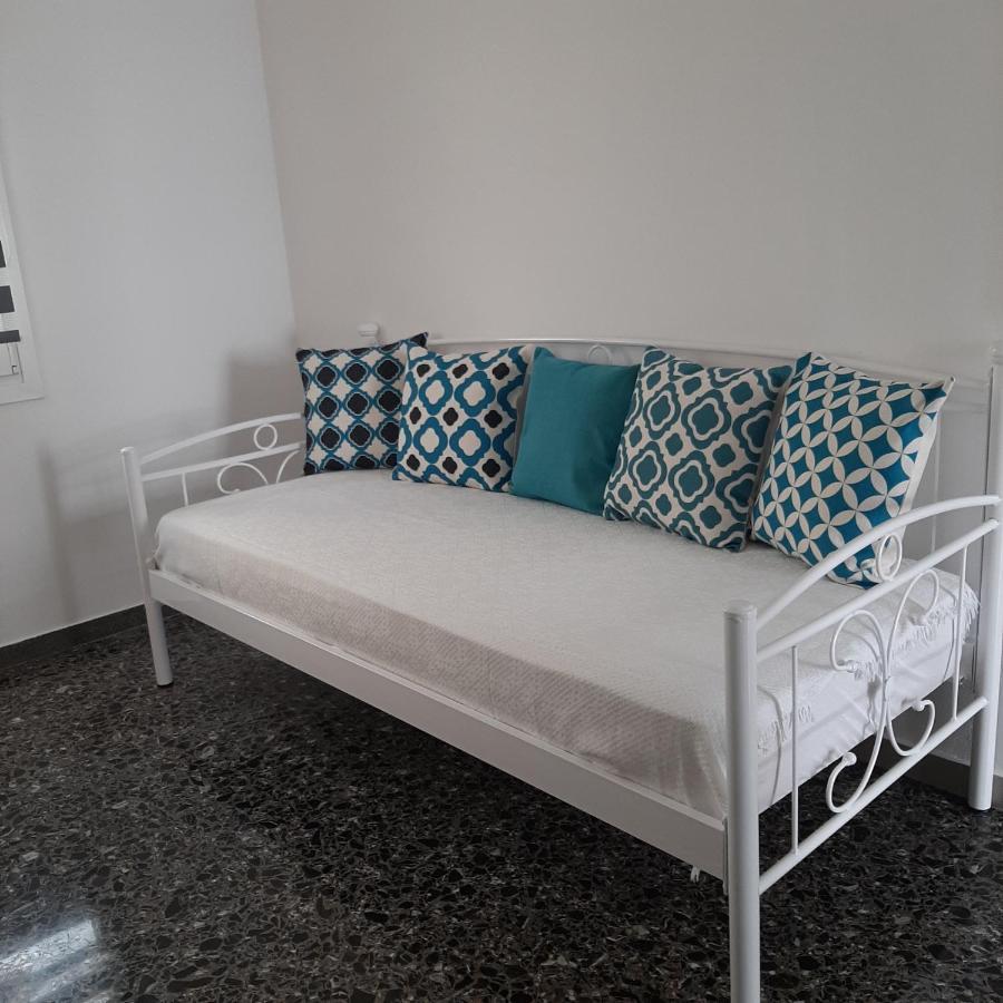 Flora Rooms & Apartments Науса Экстерьер фото